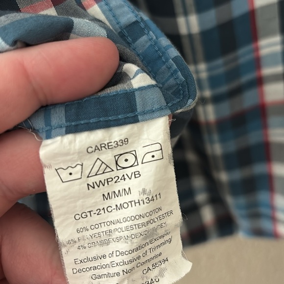 Men’s Wrangler Plaid Short Sleeve Button Shirt, Medium, Blue/Gray/Red - Picture 6 of 6